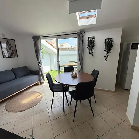 4 * Distretto di Faro